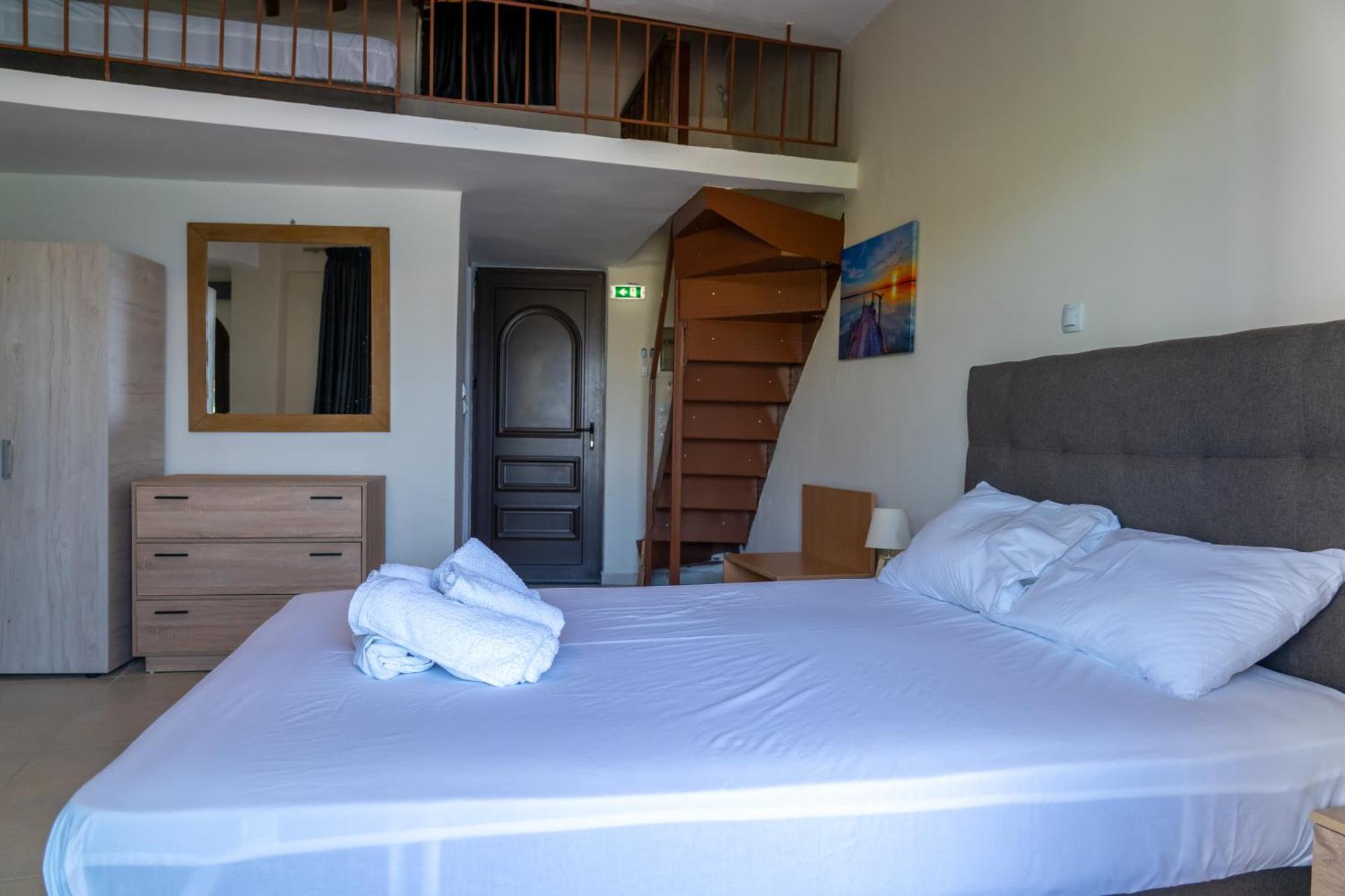 Prego Living Apartments Vathi  Zewnętrze zdjęcie